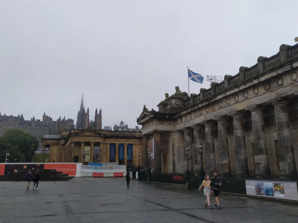 National Gallery Building与Royal Scottish Academy Building
